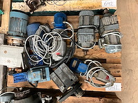 Elektromotor (8x) - afbeelding 1 van  12