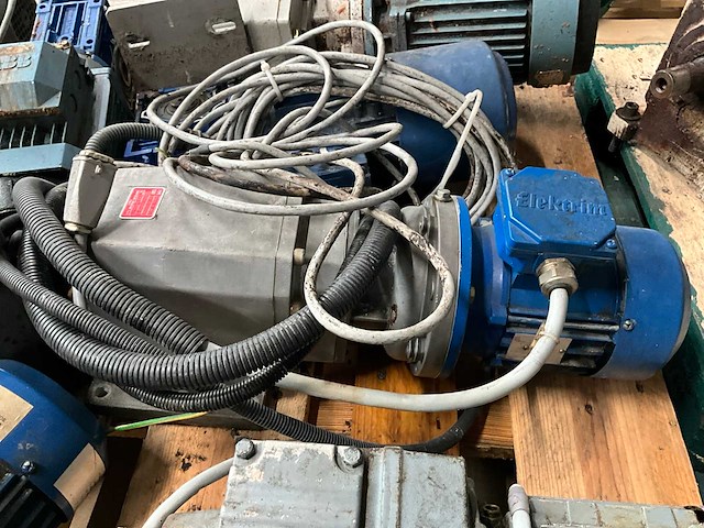 Elektromotor (8x) - afbeelding 10 van  12