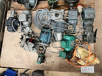 Elektromotor (9x) - afbeelding 1 van  9