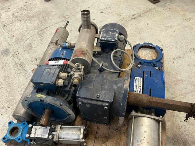 Elektromotor en divers - afbeelding 7 van  7