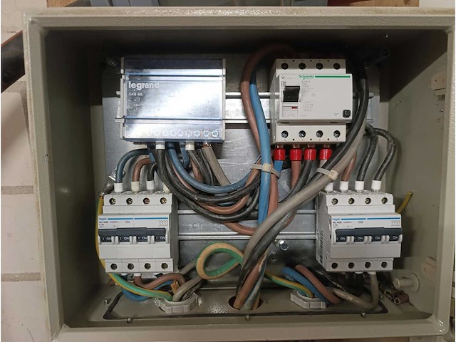 Elektronica - afbeelding 2 van  3
