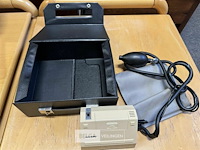 Elektronische bloeddrukmeter - afbeelding 1 van  4