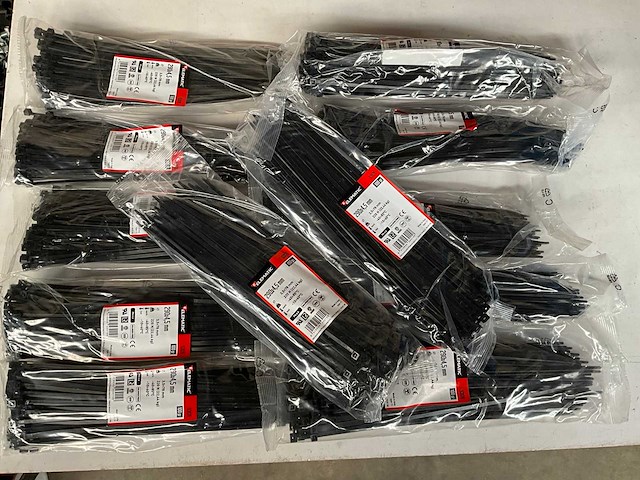 Elematic 5317e kabelbinder 290x4,5 mm 100 stuks (12x) - afbeelding 1 van  5