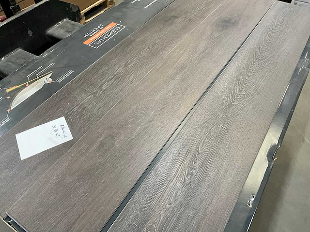 Elemental klik pvc vloer iconic oak arezzo totaal 31,84 m² - afbeelding 2 van  8