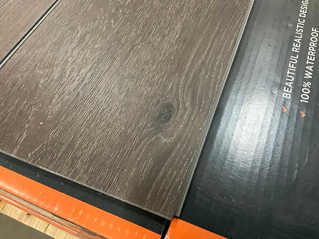 Elemental klik pvc vloer iconic oak arezzo totaal 31,84 m² - afbeelding 6 van  8