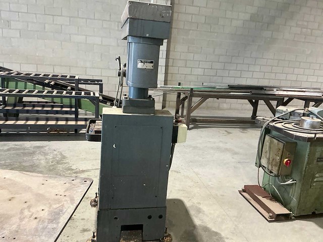 Elemo-emb dkf 7re/8/4 kolomboormachine - afbeelding 6 van  11
