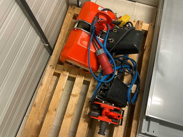 Elephant chan fb kettingtakel - afbeelding 3 van  5