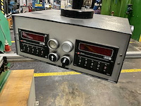 Elexa s-880 dig elektro-hydraulische pons-/ nibbelmachine - afbeelding 5 van  9