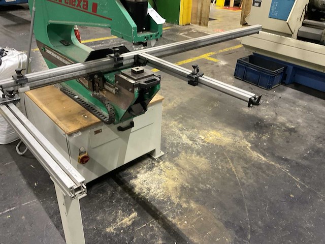 Elexa s-880 dig elektro-hydraulische pons-/ nibbelmachine - afbeelding 8 van  9