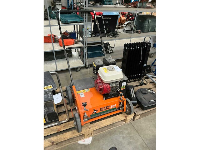 Eliet e501 vm verticuteermachine - afbeelding 2 van  5