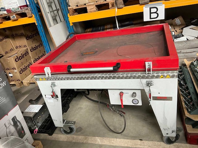 Elkom mobiele vacuümtafel - afbeelding 3 van  10
