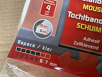 Ellen zelfklevend tochtband schuim 12x6mm, 9 meter (600x) - afbeelding 3 van  8