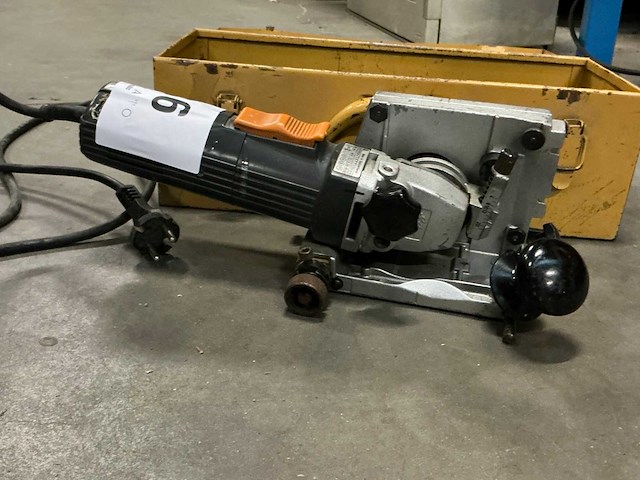 Elu ds140 sleuvenslijpmachine - afbeelding 1 van  3