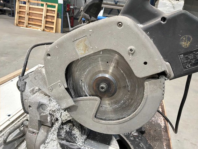 Elu ps 274 afkortzaag met tafel - afbeelding 6 van  9