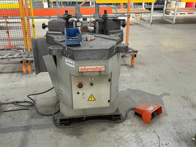 Elumatec ep124 hoekenpers - afbeelding 1 van  5