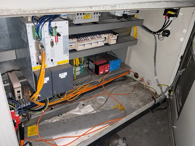 Elumatec sap 650/10 volautomatische opduwzaag - afbeelding 4 van  14