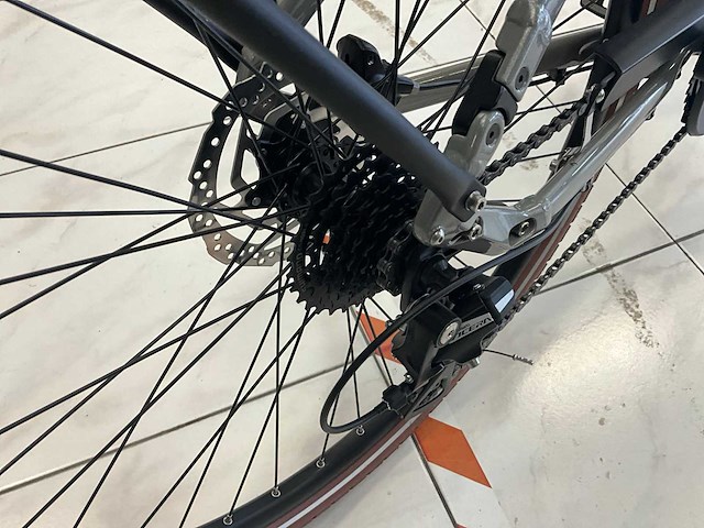 Eluxo elektrische fiets ongebruikt - afbeelding 4 van  5