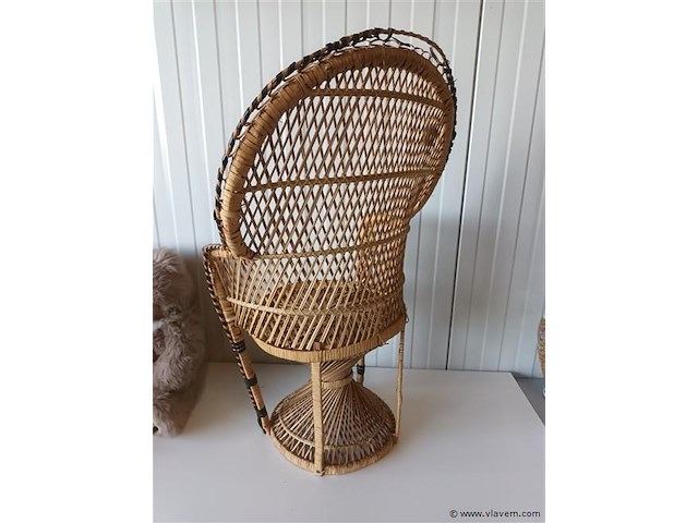 Emanuelle poppenstoel - afbeelding 4 van  4