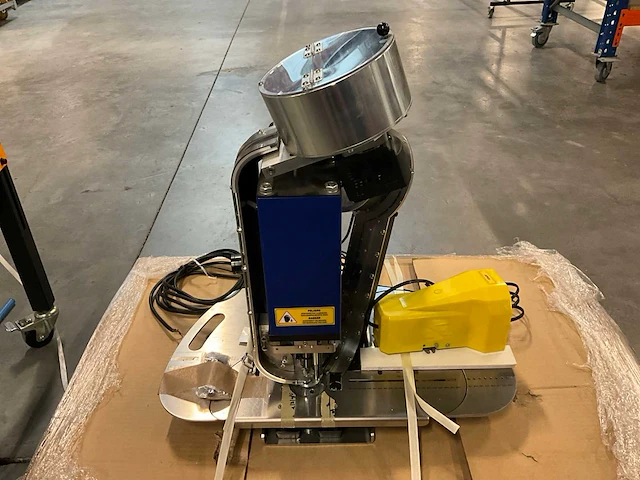 Emblem easy airpress pr m2 pneumatische zeilringpers - afbeelding 1 van  10