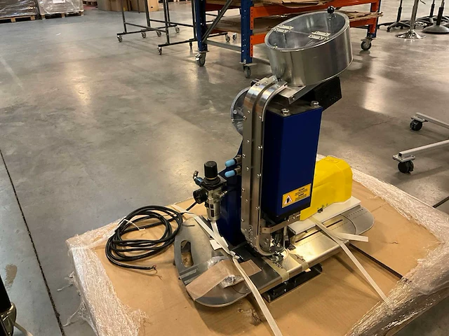 Emblem easy airpress pr m2 pneumatische zeilringpers - afbeelding 3 van  10