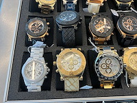 Emboss polshorloge design (24x)