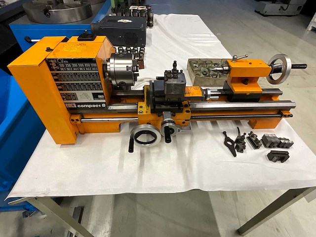 Emco - compact8 - bankdraaibank - afbeelding 1 van  8