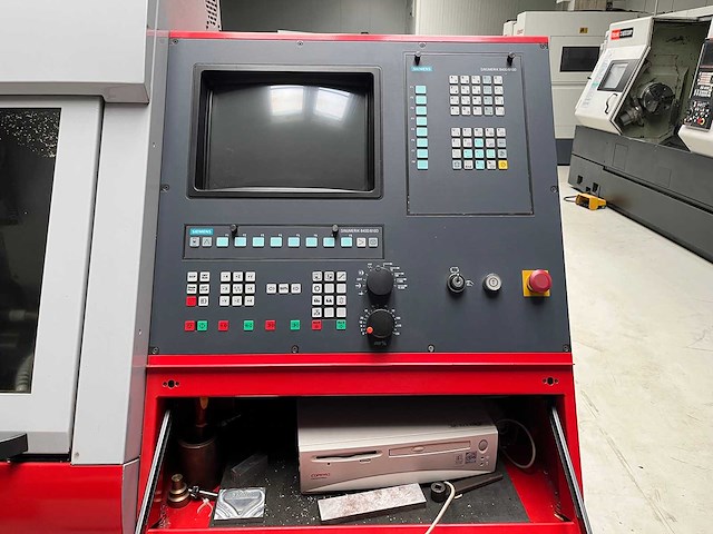 Emco - pc mill 125 - verticale machinecentra - afbeelding 2 van  4