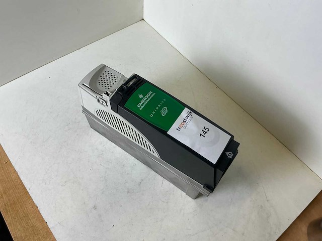 Emerson unidrive sp1401 frequentieregelaar - afbeelding 2 van  4