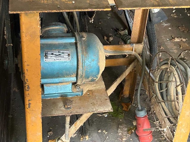 Emf dordt 226b zaagtafel - afbeelding 4 van  5