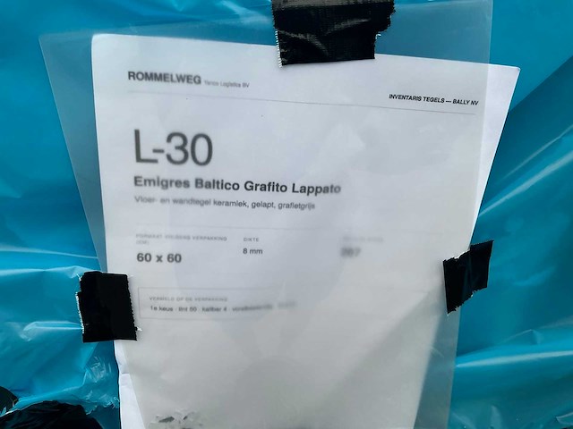 Emigres baltico grafito lappato vloertegel (287x) - afbeelding 2 van  3