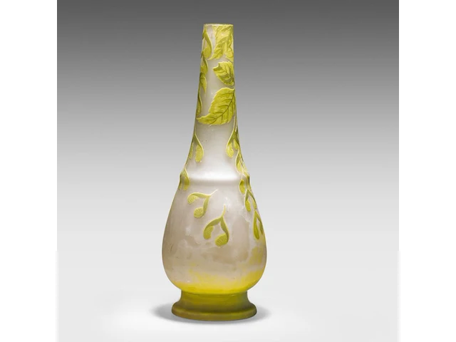 Emile gallé (1846-1904), a cameo glass 'leaves and pods' vase, signed to the body (1908-1920) 45 cm. (17.71 in.) - afbeelding 4 van  9