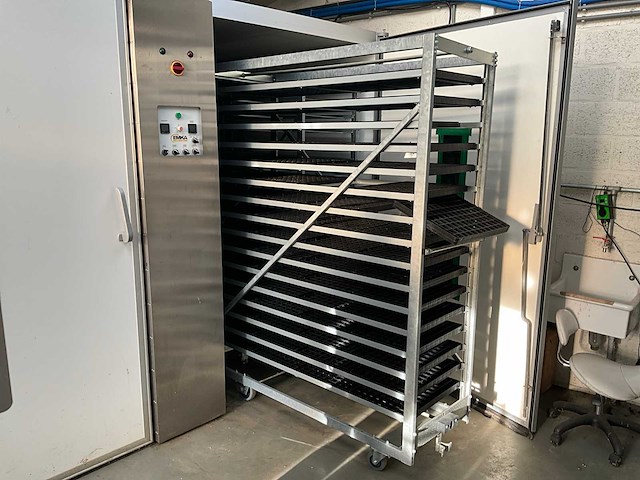 Emka - 2021 professionele broedmachine voor kippen 38.400st of fazanten 55.296st - afbeelding 23 van  29