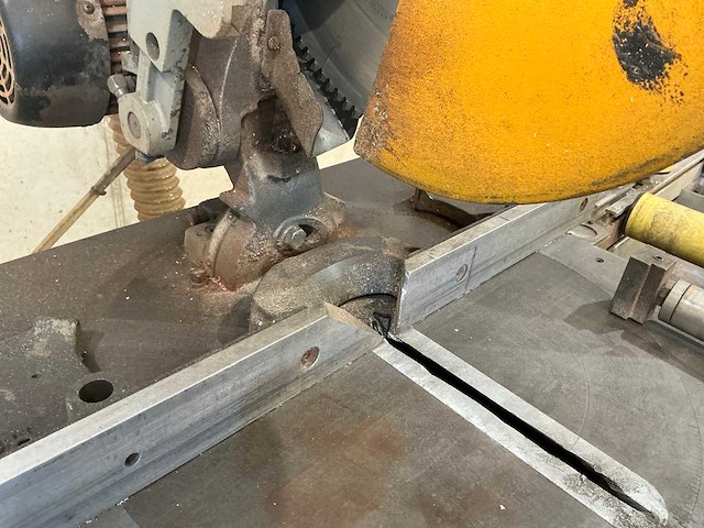 Emmegi 400s cirkelzaagmachine metaal - afbeelding 11 van  20