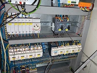 Emmegi fix 650 pneumatica vol automatische enkelkops cirkelzaag voor alu/non-ferro profielen - afbeelding 10 van  12