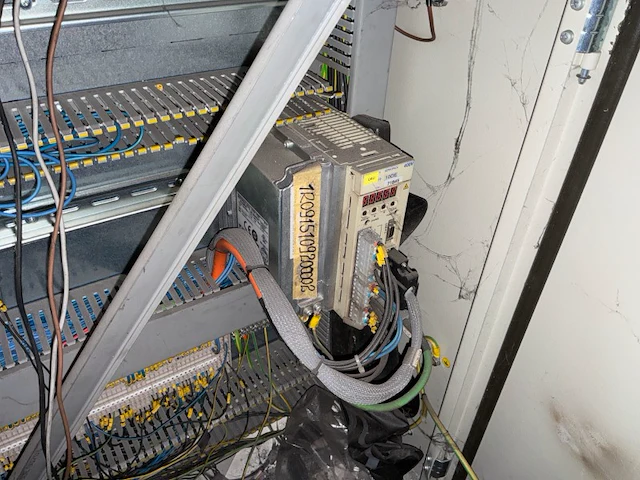 Emmegi fix 650 pneumatica vol automatische enkelkops cirkelzaag voor alu/non-ferro profielen - afbeelding 11 van  12