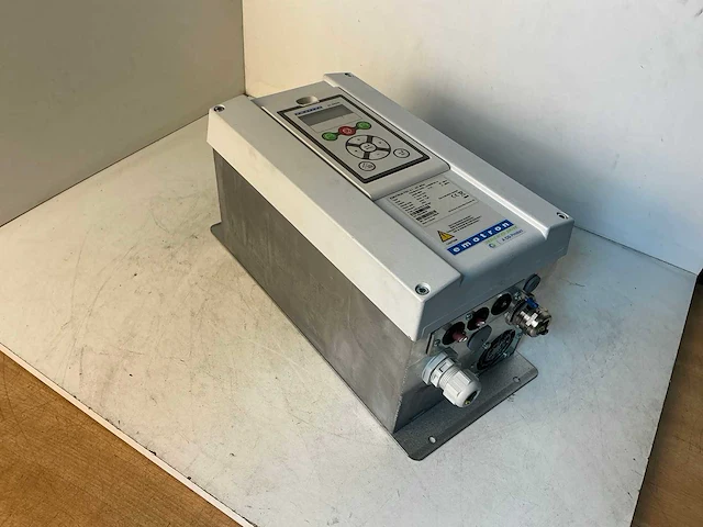 Emotron fdu2.1 ac drive - afbeelding 1 van  4