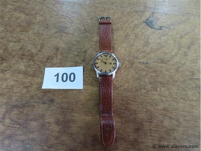 Emporio armani horloge, bandje kapot, werking niet getest - afbeelding 1 van  4
