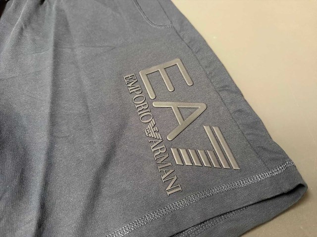 Emporio armani short - afbeelding 2 van  4