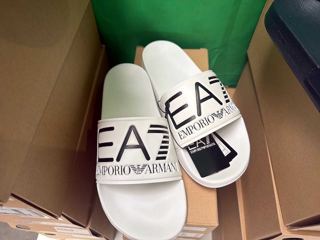 Emporio armani slippers - afbeelding 2 van  3