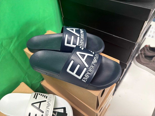 Emporio armani slippers - afbeelding 2 van  3
