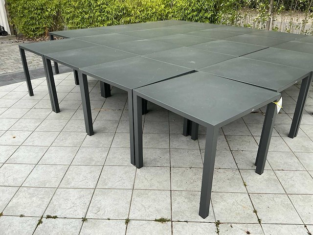 Emu metalen terrastafel (9x) - afbeelding 2 van  4