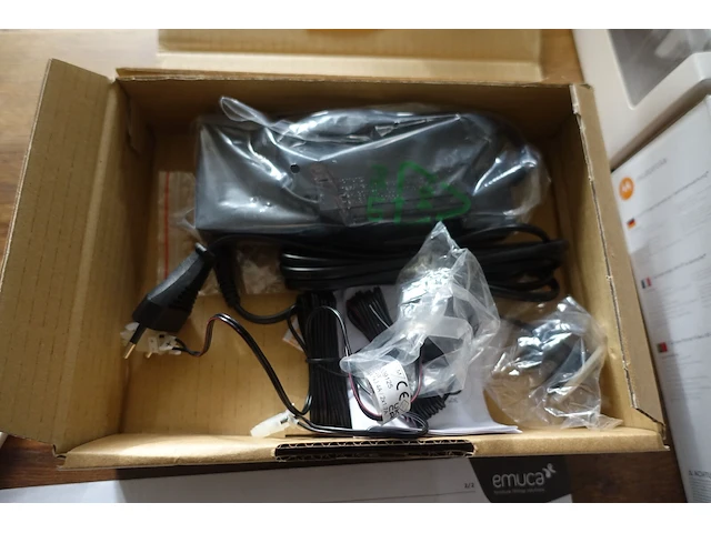 Emuca usb adaptor inbouw - afbeelding 2 van  2