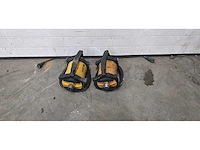 Enar - trilnaald - afbeelding 1 van  3