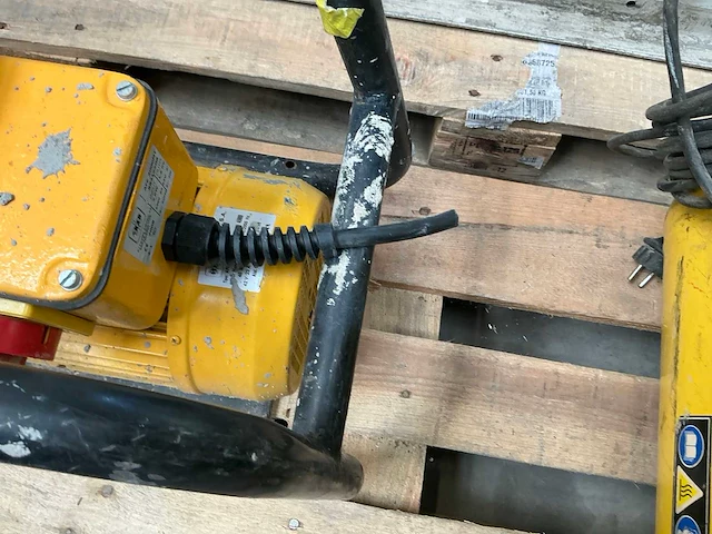 Enar afe2000mt trilnaald omvormer - afbeelding 4 van  7