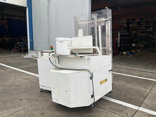 Endoline 201 kartonvormmachine - afbeelding 5 van  11