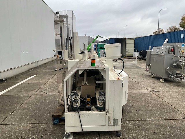 Endoline 201 kartonvormmachine - afbeelding 7 van  11