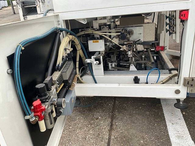 Endoline 201 kartonvormmachine - afbeelding 10 van  11