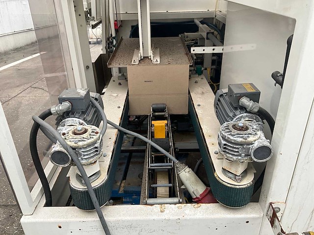 Endoline 201 kartonvormmachine - afbeelding 11 van  11