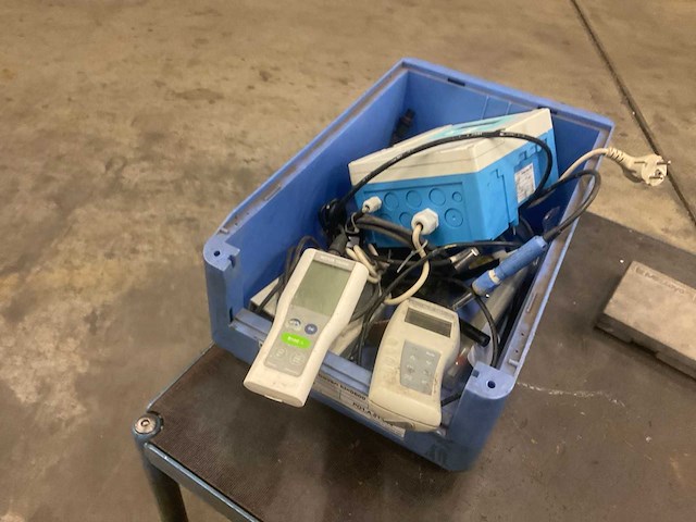 Endress + hauser liquisys m cpm253 geleidbaarheidstransmitter - afbeelding 2 van  4