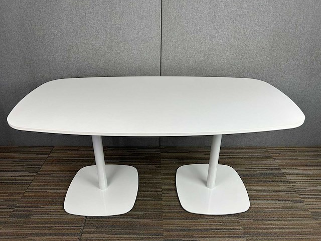 Enea - ovaal - vergadertafel - afbeelding 1 van  3